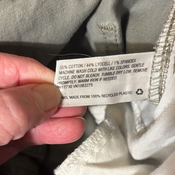 Gathered Waist Army Green Casual Pants - Picture 5 of 10